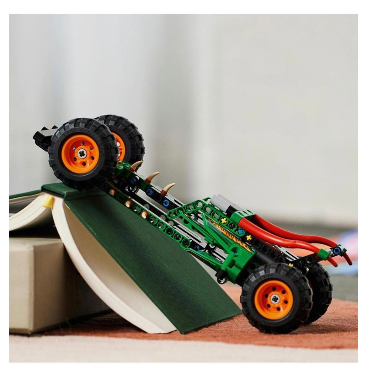 LEGO Technic Monster Jam Dragon